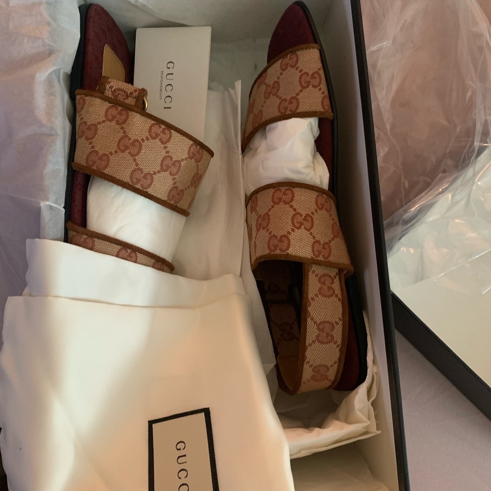 Gucci sandal